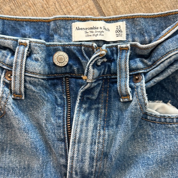 Abercrombie 90s straight ultra high rise jeans - Picture 2 of 2